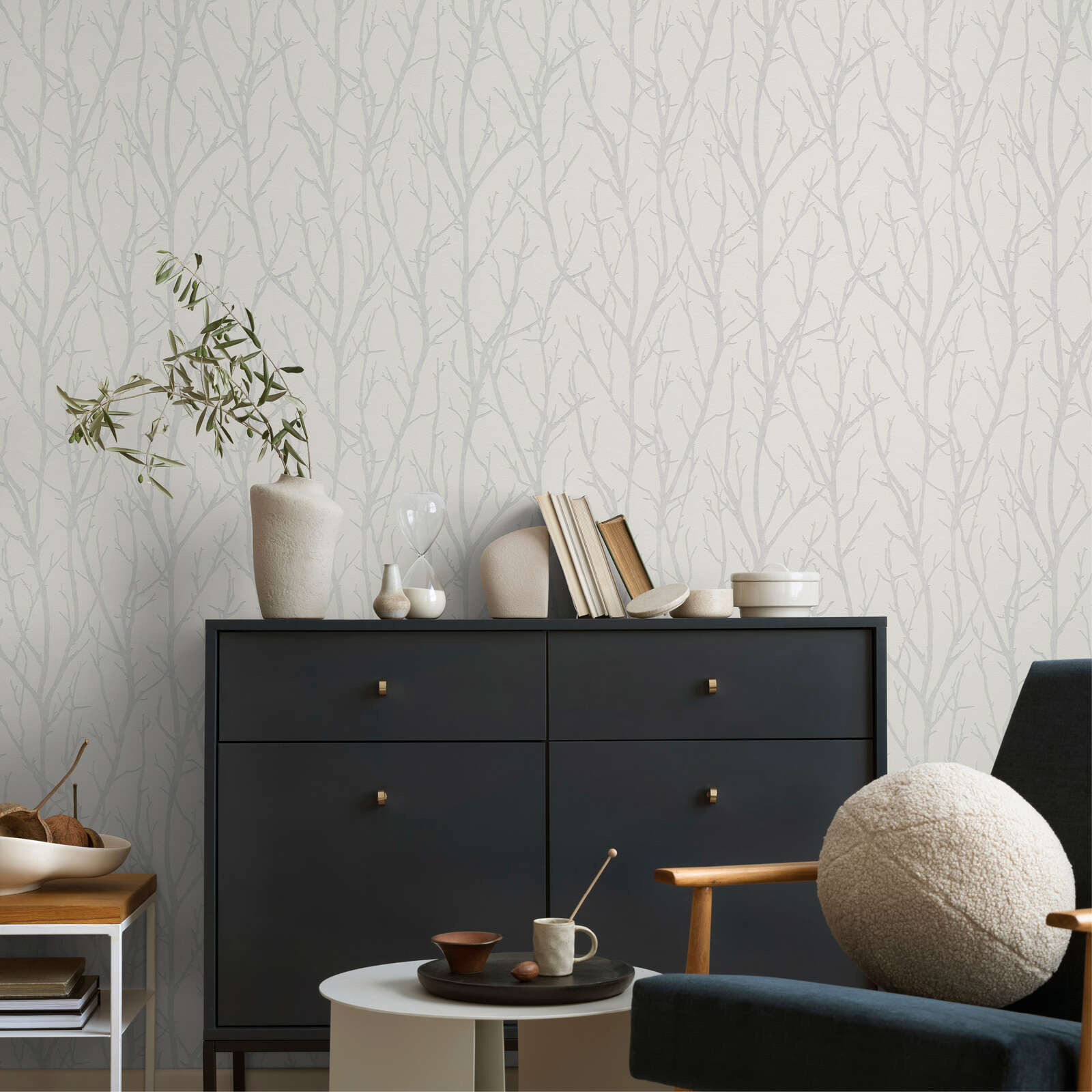             Überstreichbare Tapete mit Ast-Motiv und 3D-Optik – Überstreichbar, Weiß
        