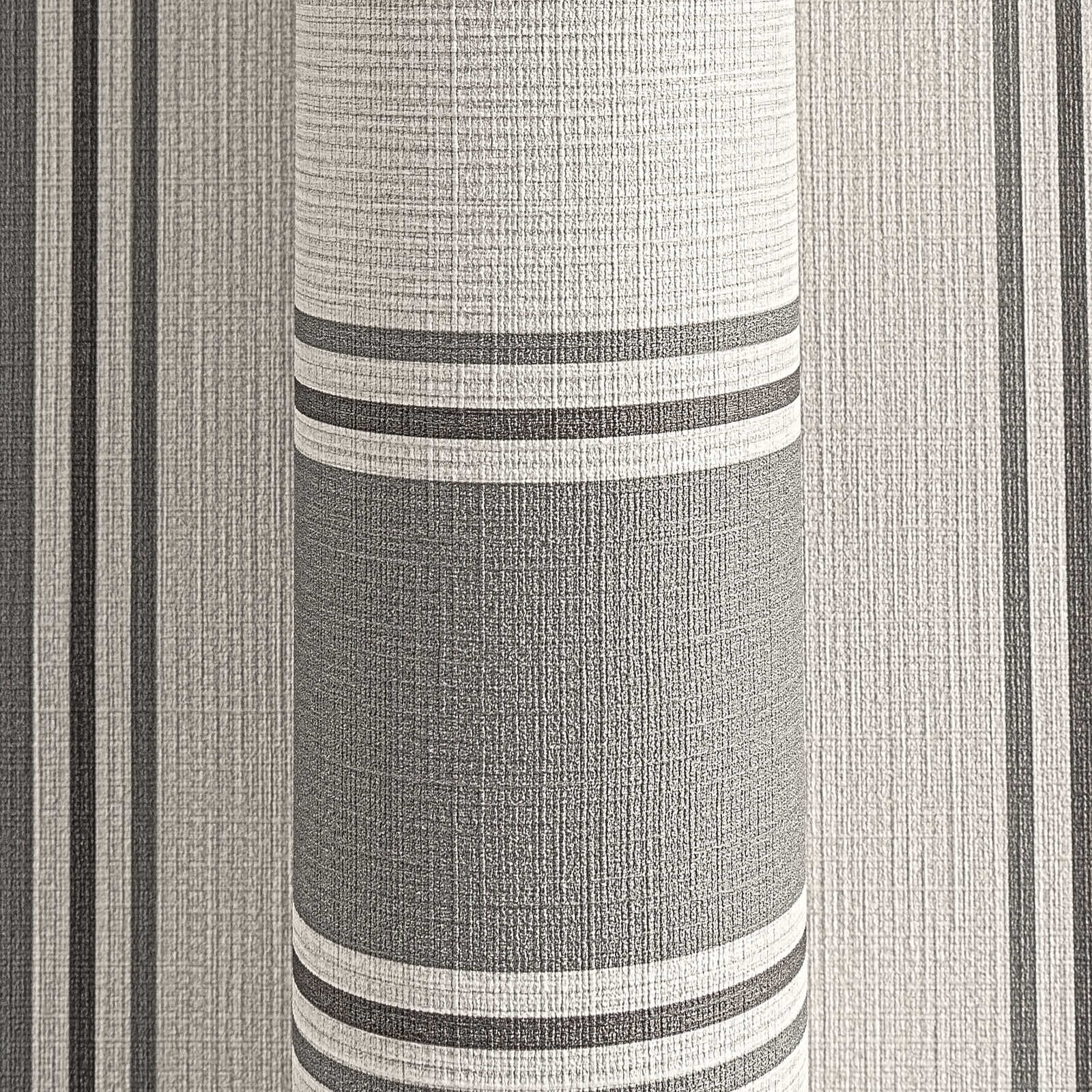             Klassische MICHALSKY Streifentapete in Textiloptik – Beige, Grau
        