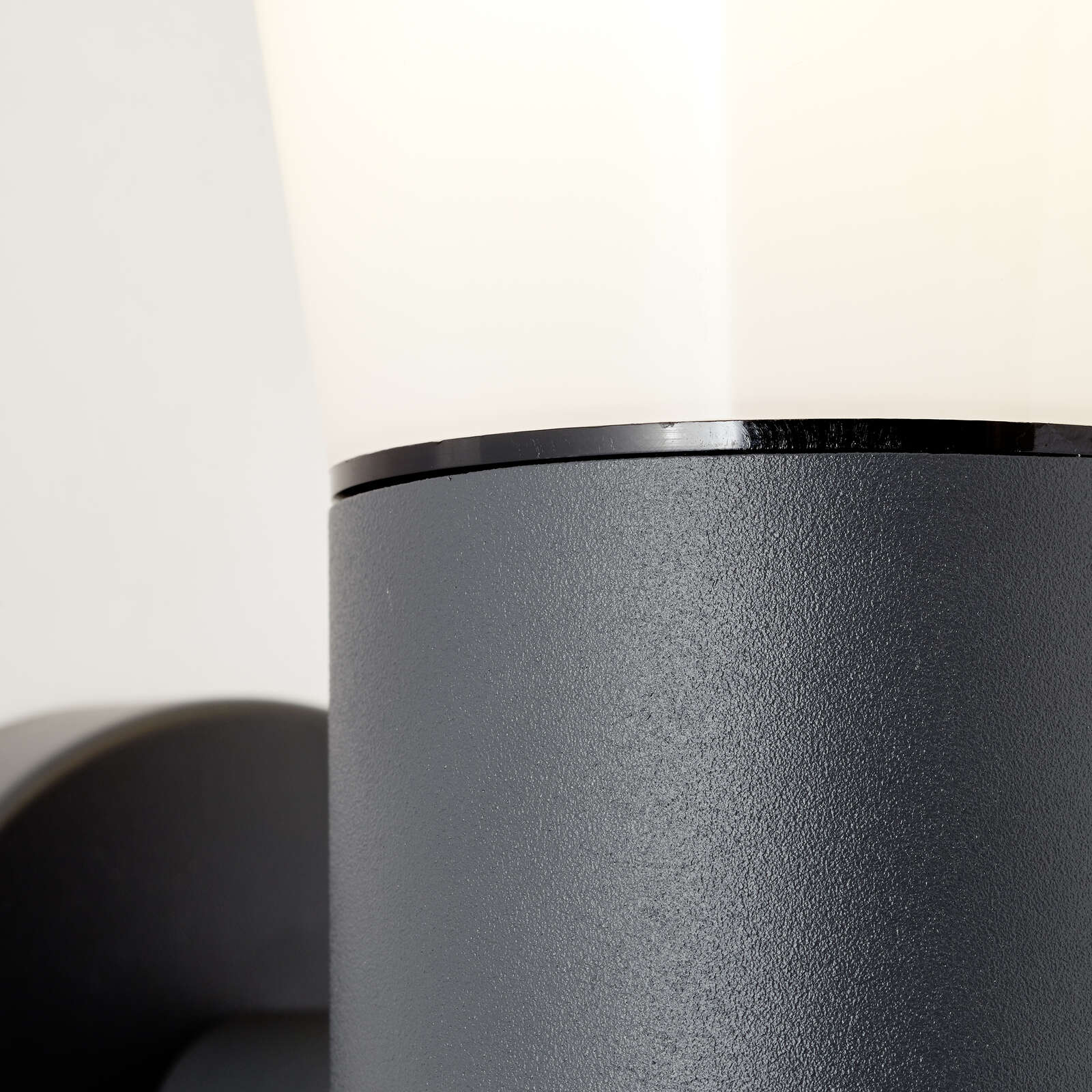             Applique murale d'extérieur en métal - Ella - Noir
        