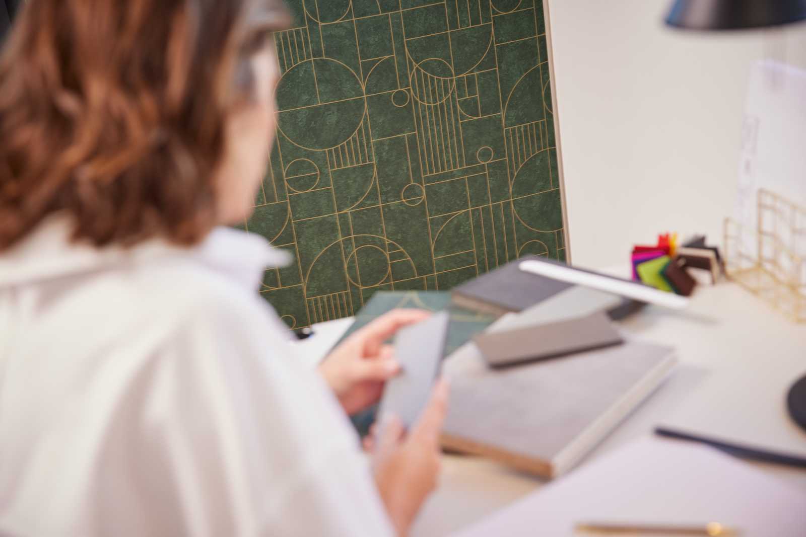             Fliesenoptik Tapete Art Deco Design marmoriert – Grün, Metallic
        