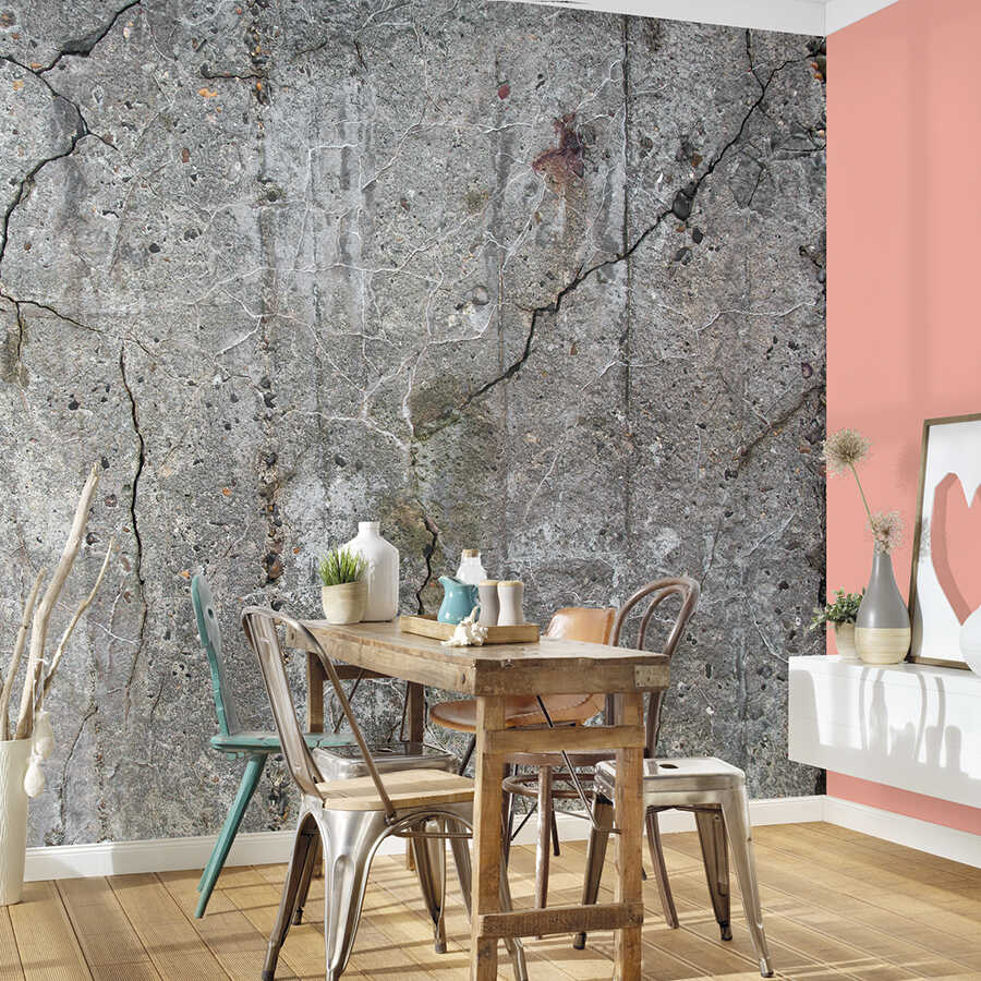 Küchentisch, Holztisch, Metallstühle, Wandmauer, Wohnaccessoires