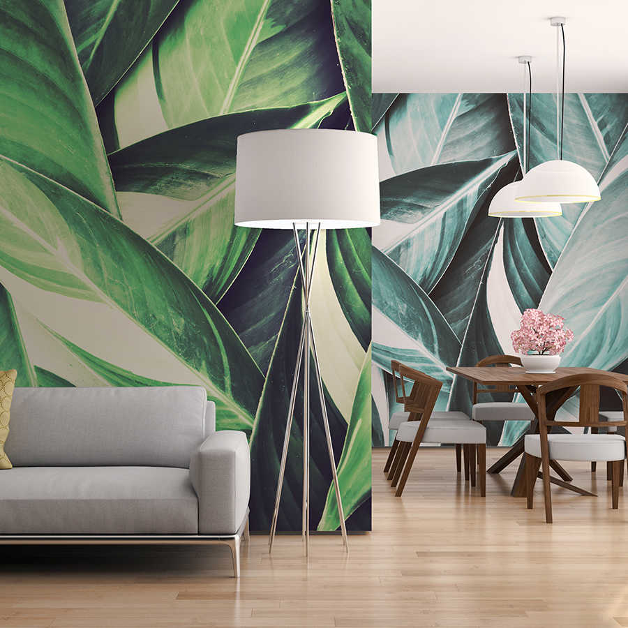Wohnzimmer, Wandtapete, Blättermuster, Pflanzenmuster, Esstisch?