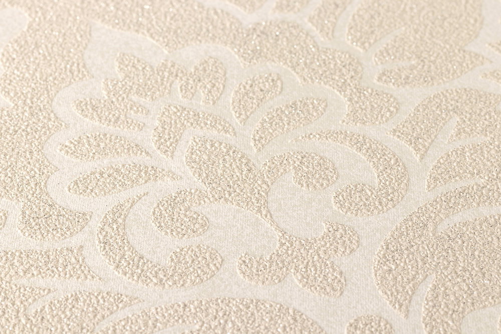             Florale Ornamenttapete mit Metallic-Effekt – Beige, Creme, Gold
        