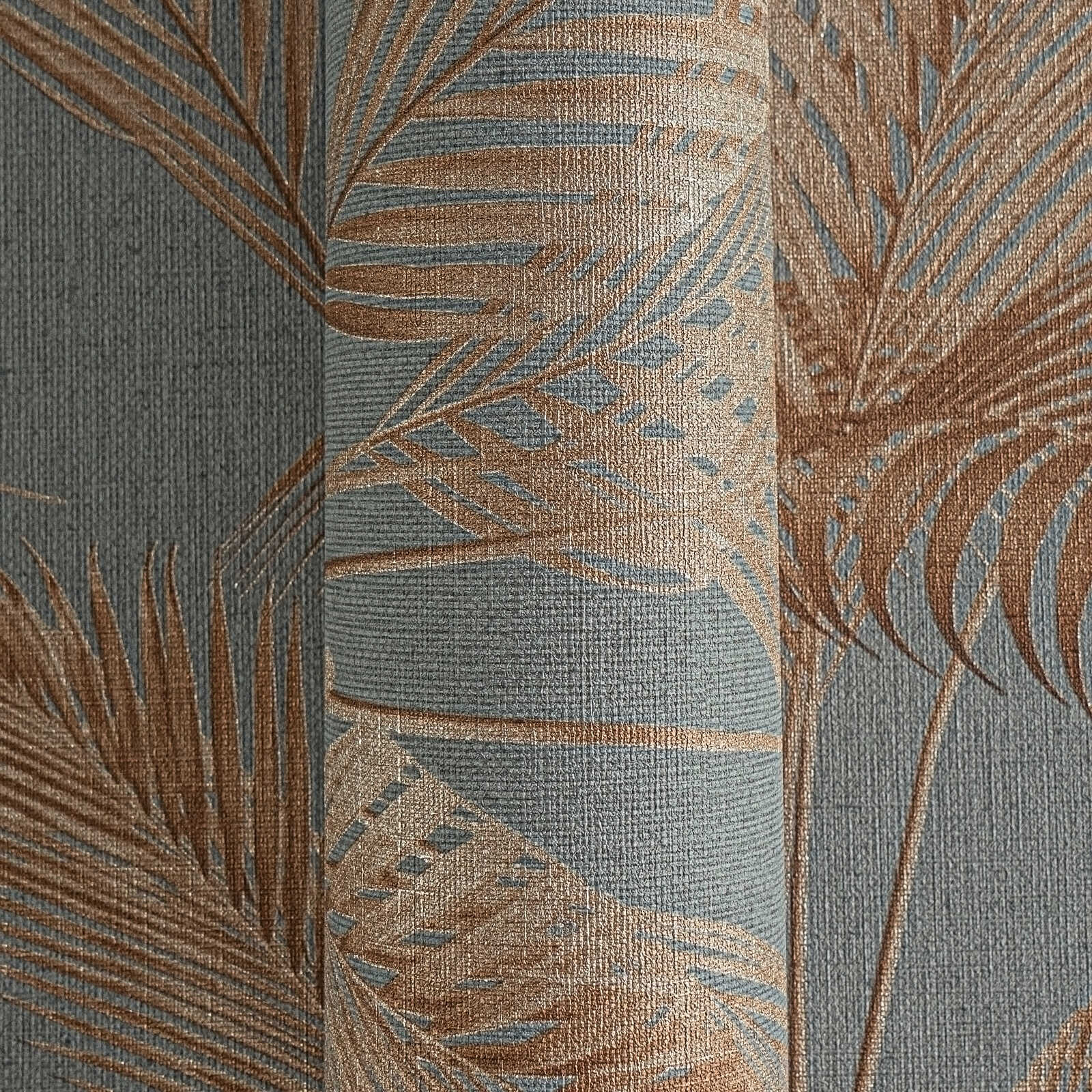             MICHALSKY Vliestapete mit Palmenmuster und metallischen Akzenten in gold – Grau, Rost, Metallic
        