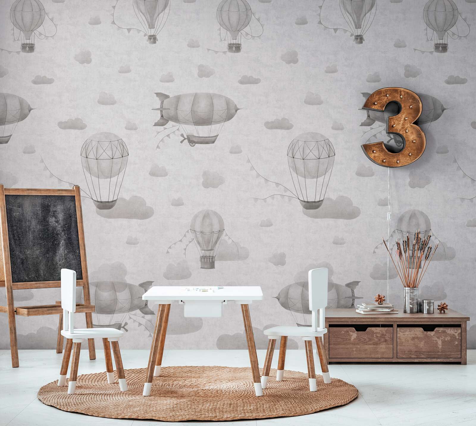             Luftabenteuer Vliestapeten Panel 159cm Breite x 280cm Höhe – Heißluftballons und Wolken für verträumte Kinderzimmer, glatte Oberfläche – Grau
        