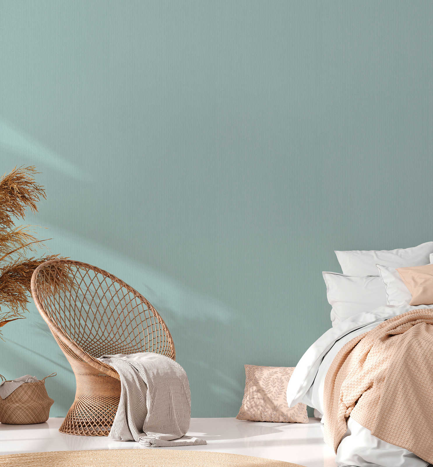             Einfarbige Tapete Hellblau mit meliertem Textileffekt von MICHALSKY
        