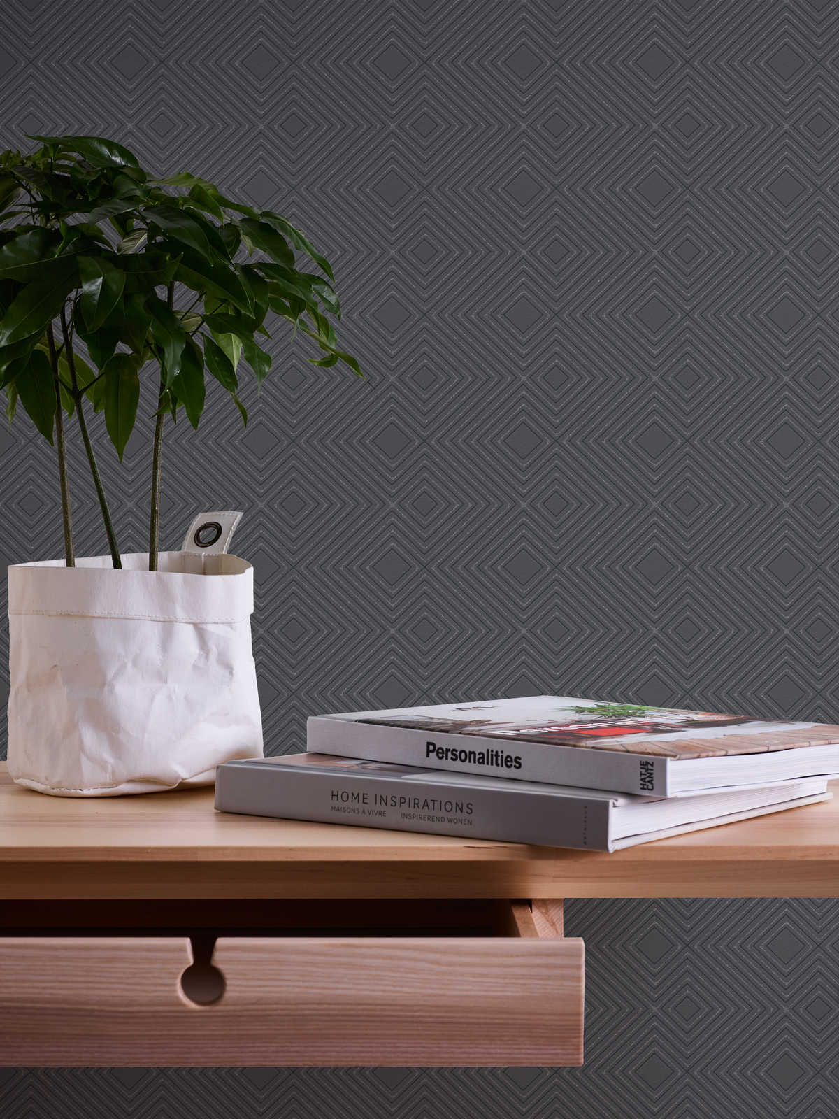             Geometrische Mustertapete mit Metallic-Glitzer – Schwarz
        