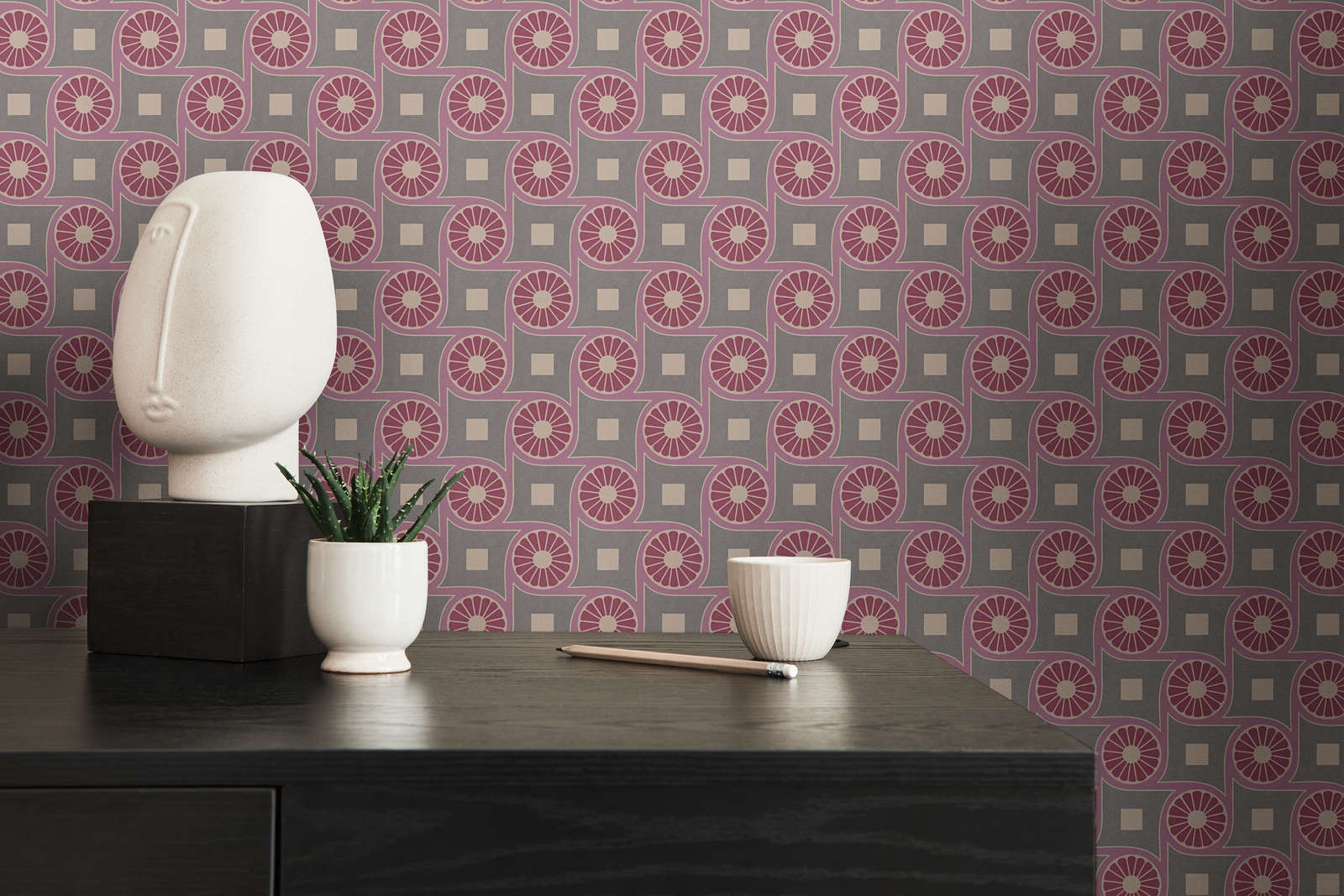 Retro Vliestapete mit Kreismuster und Quadraten – Lila, Rot, Beige
