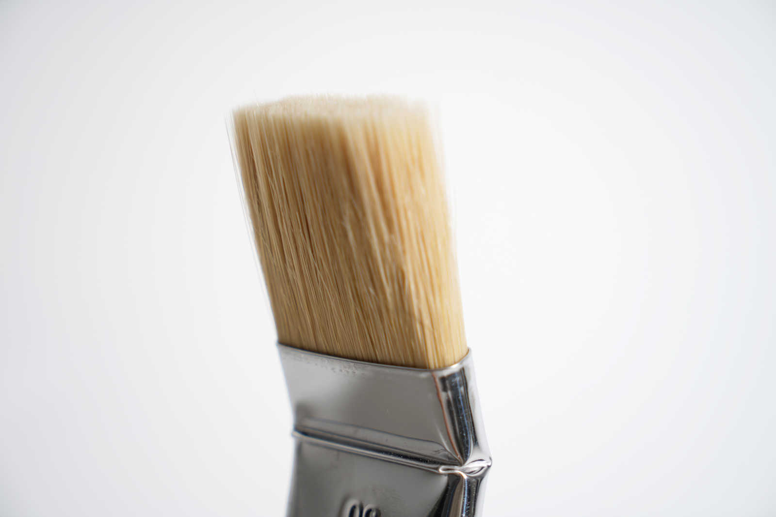             Corner brush 5cm, long wooden handle for painting work
        