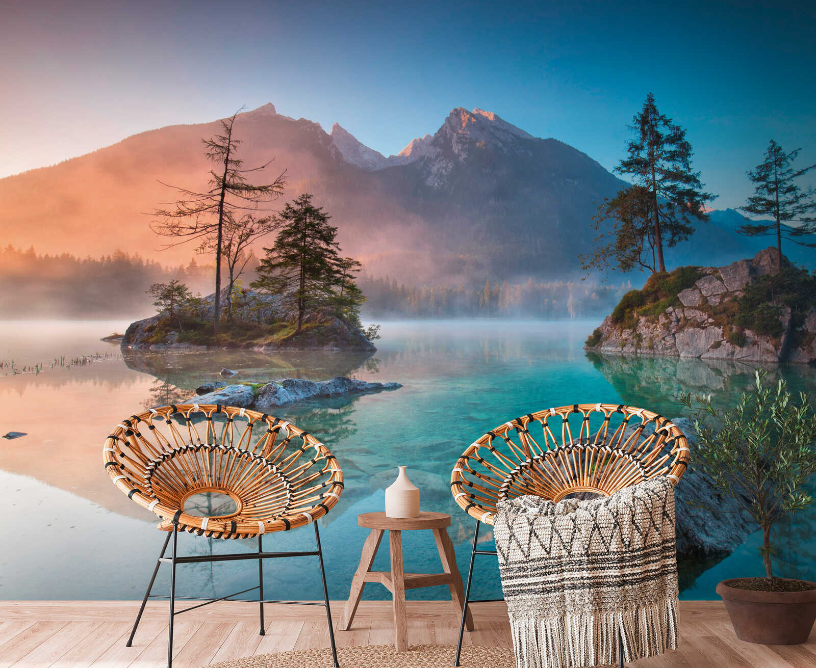         Non-woven wallpaper with picturesque mountain lake motif in morning mood - colourful
    