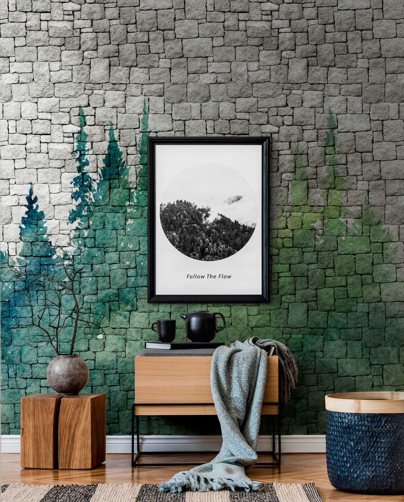             Tapeten-Neuheit | Motivtapete Steinwand Muster & Aquarell Wald
        