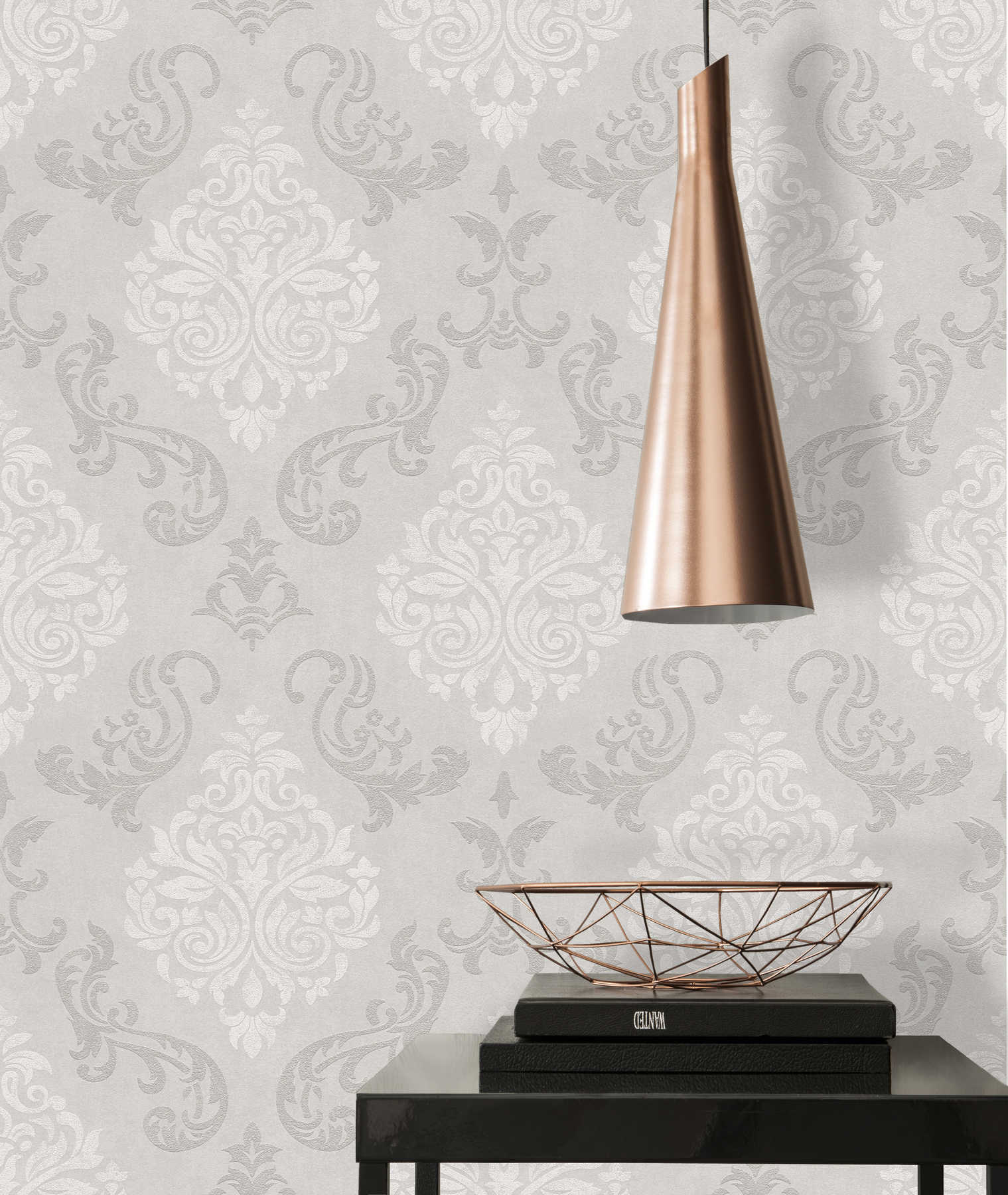 Ornamente Tapete Barock Stil mit Glitzereffekt – Beige, Creme, Metallic