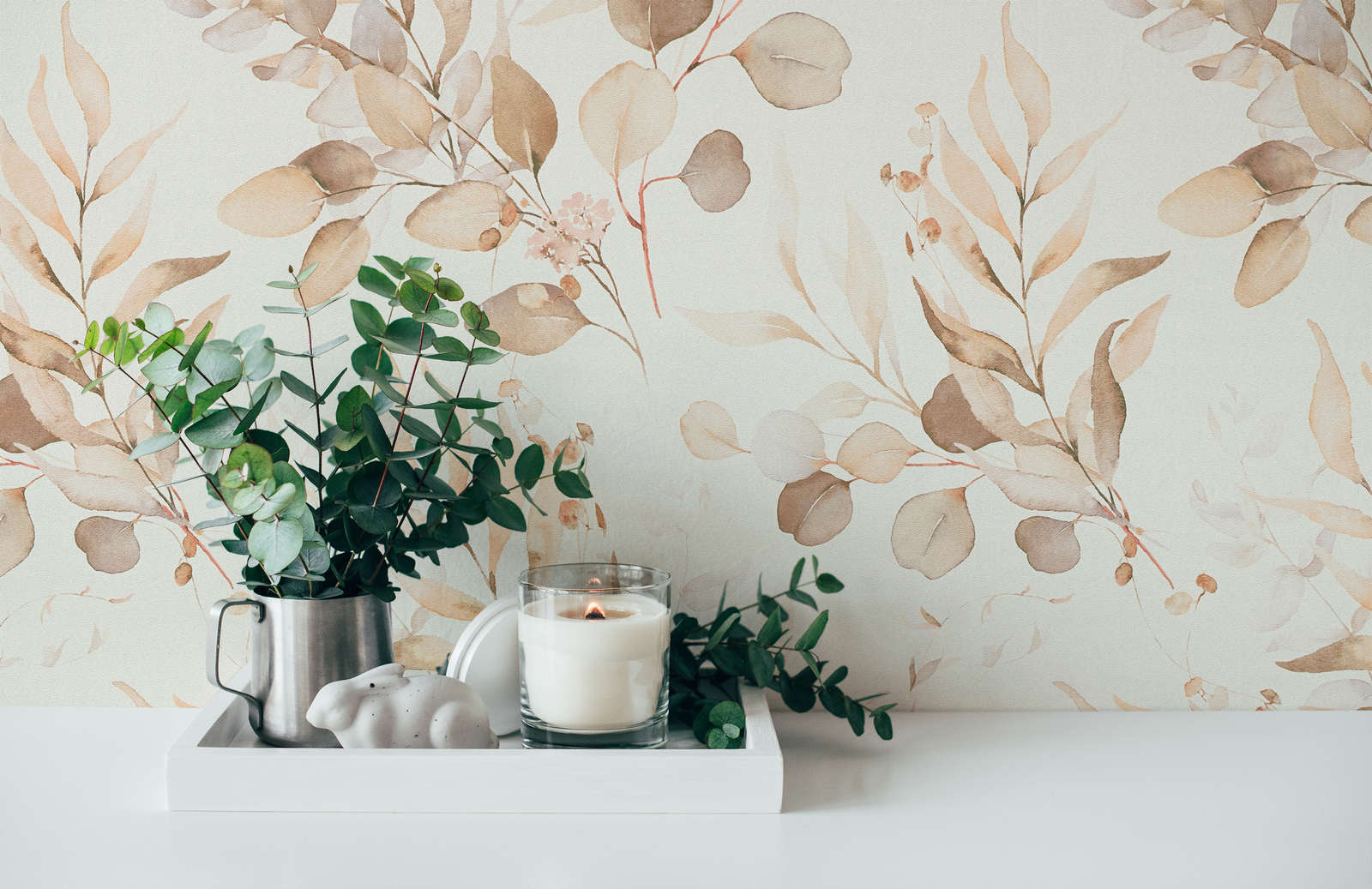             Vliestapete mit Aquarell Blatt-Motiv in warmen Farbtönen – Creme, Beige
        