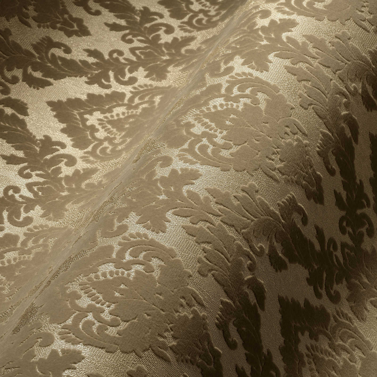             Hochwertige Barock-Tapete mit edler Flock-Beschichtung und Seidenglanz – Braun
        