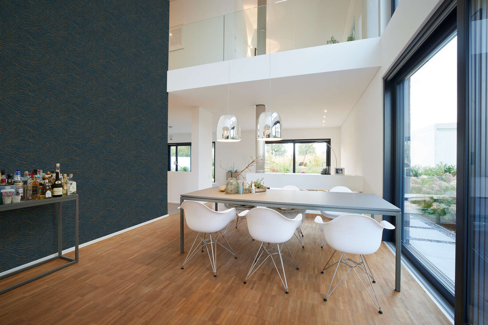             Tapete mit abstraktem Hügel Muster– Dunkelblau, Gold
        