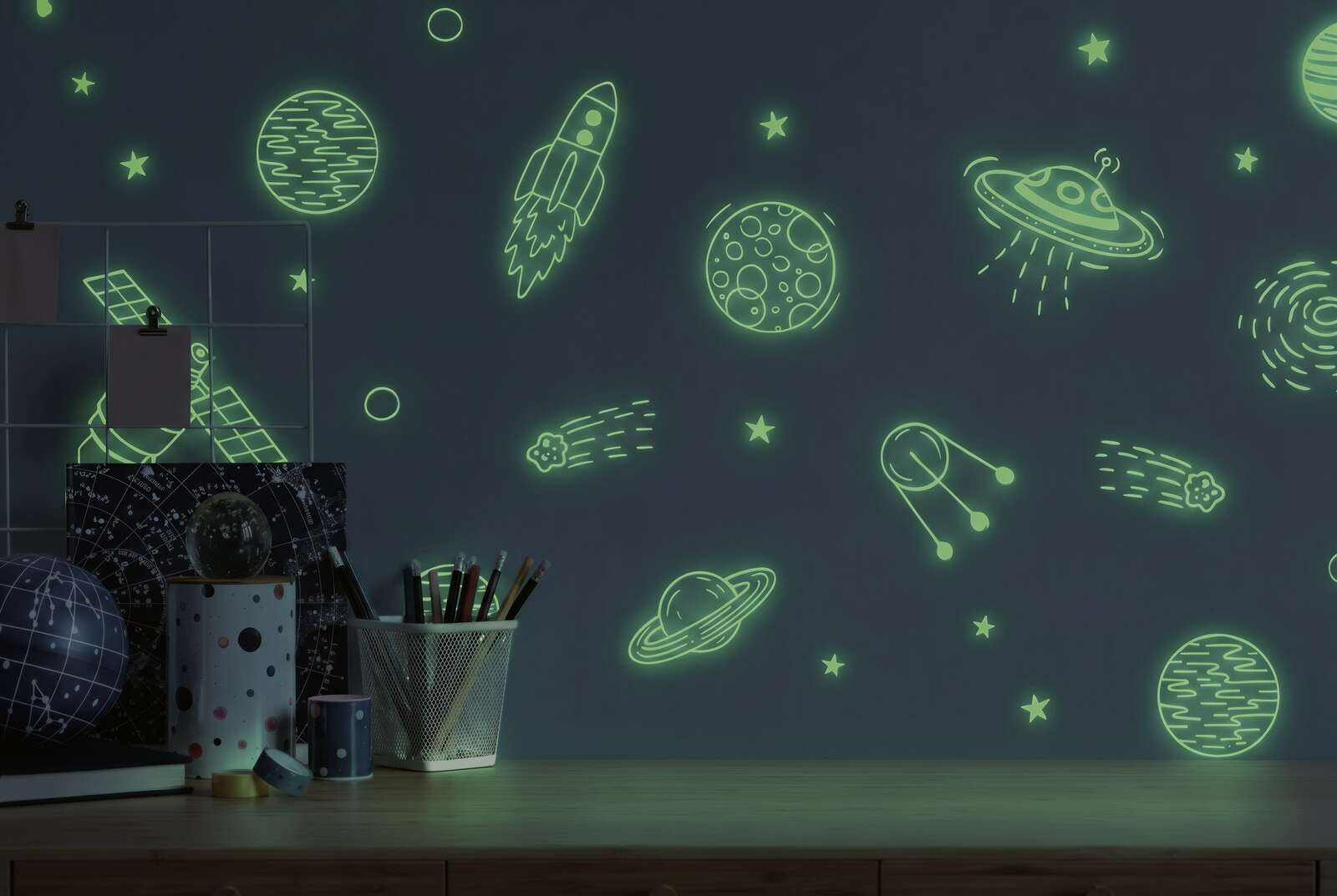 wandboard, tischdekoration, raumdeko, sternenhimmel, glow-in-the-dark