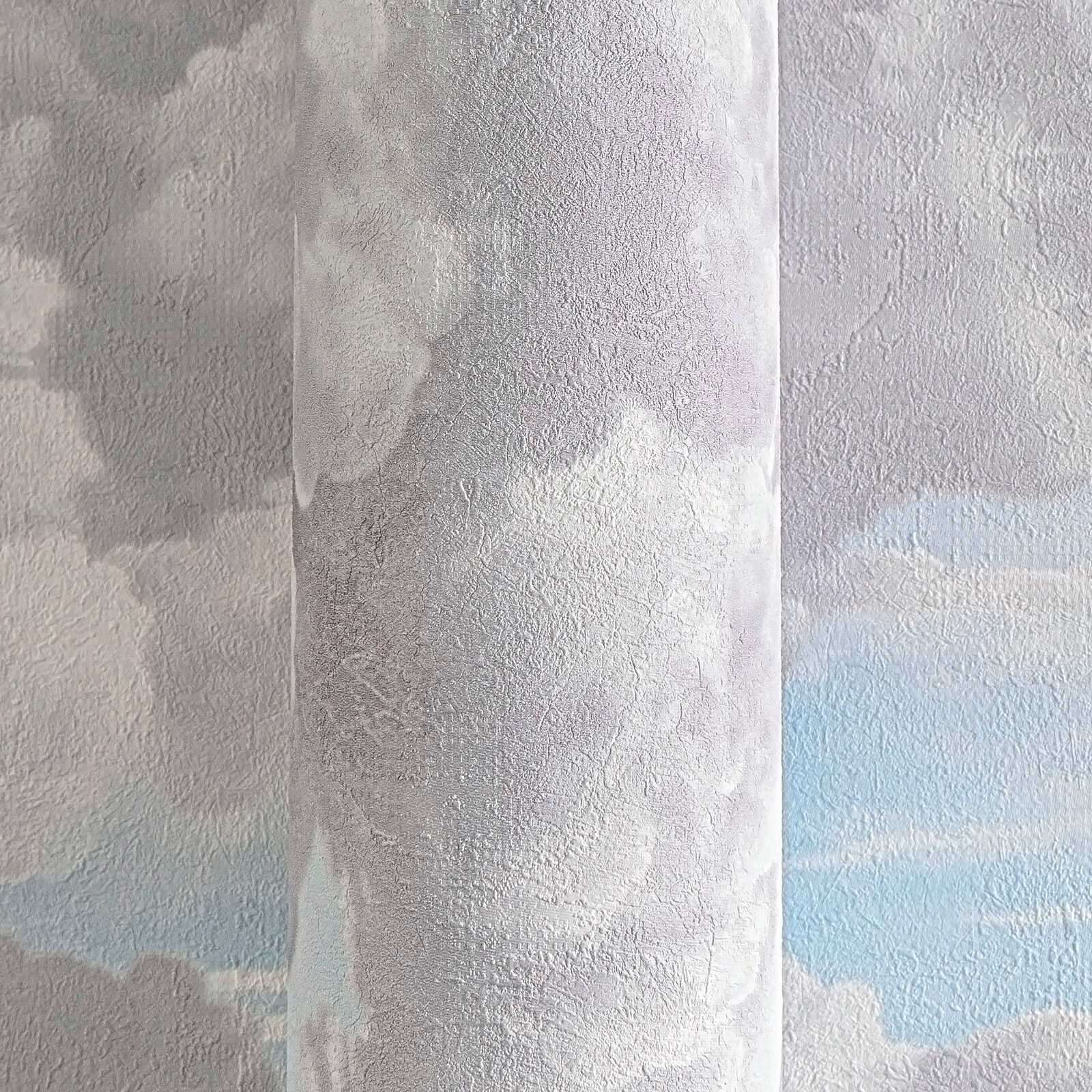 Wolkenmuster im Ölgemäldeoptik als Vliestapete von MICHALSKY – Grau, Blau, Weiß