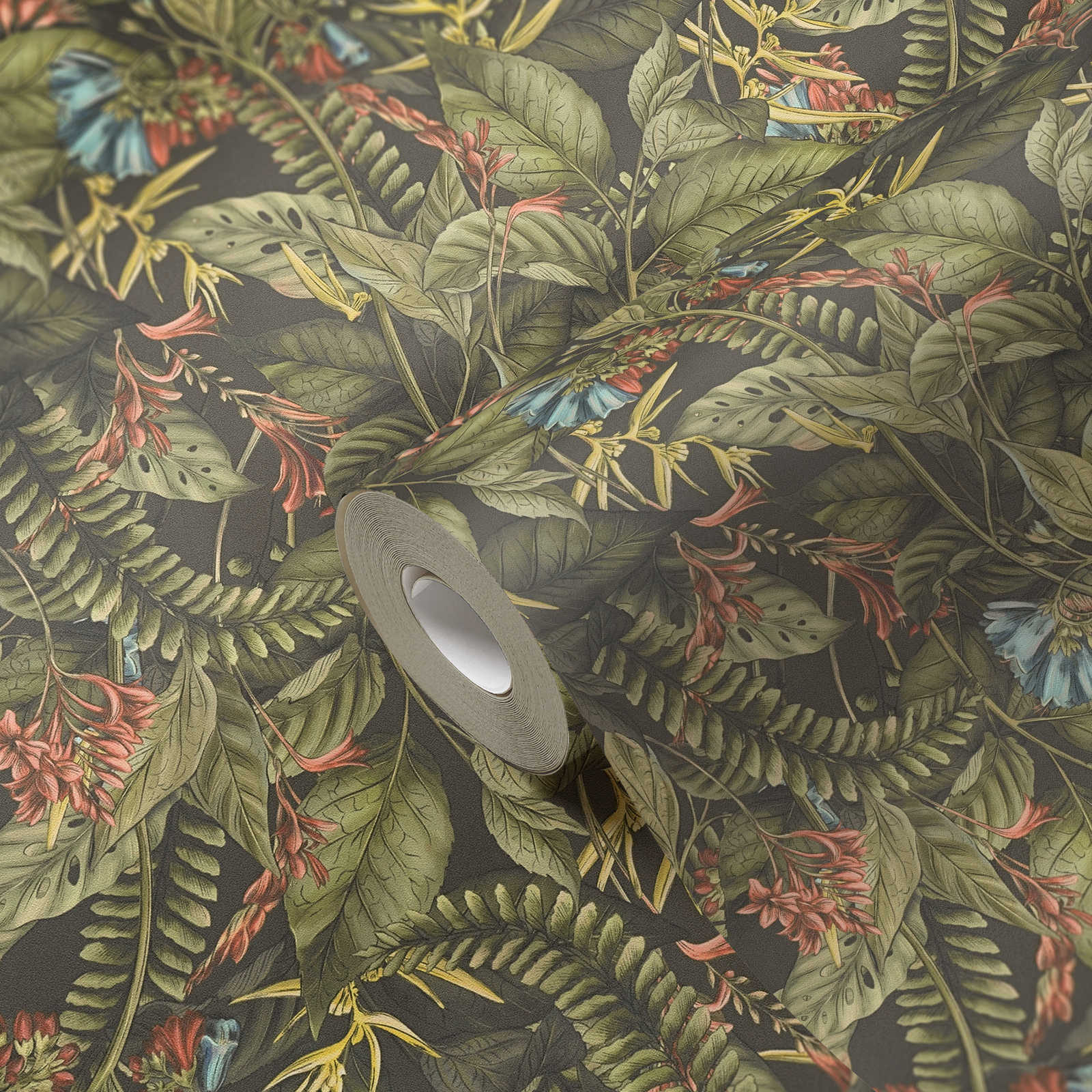             Tapete mit Blättern & Blüten im floralen Stil strukturiert matt – Grün, Dunkelgrün, Rot
        