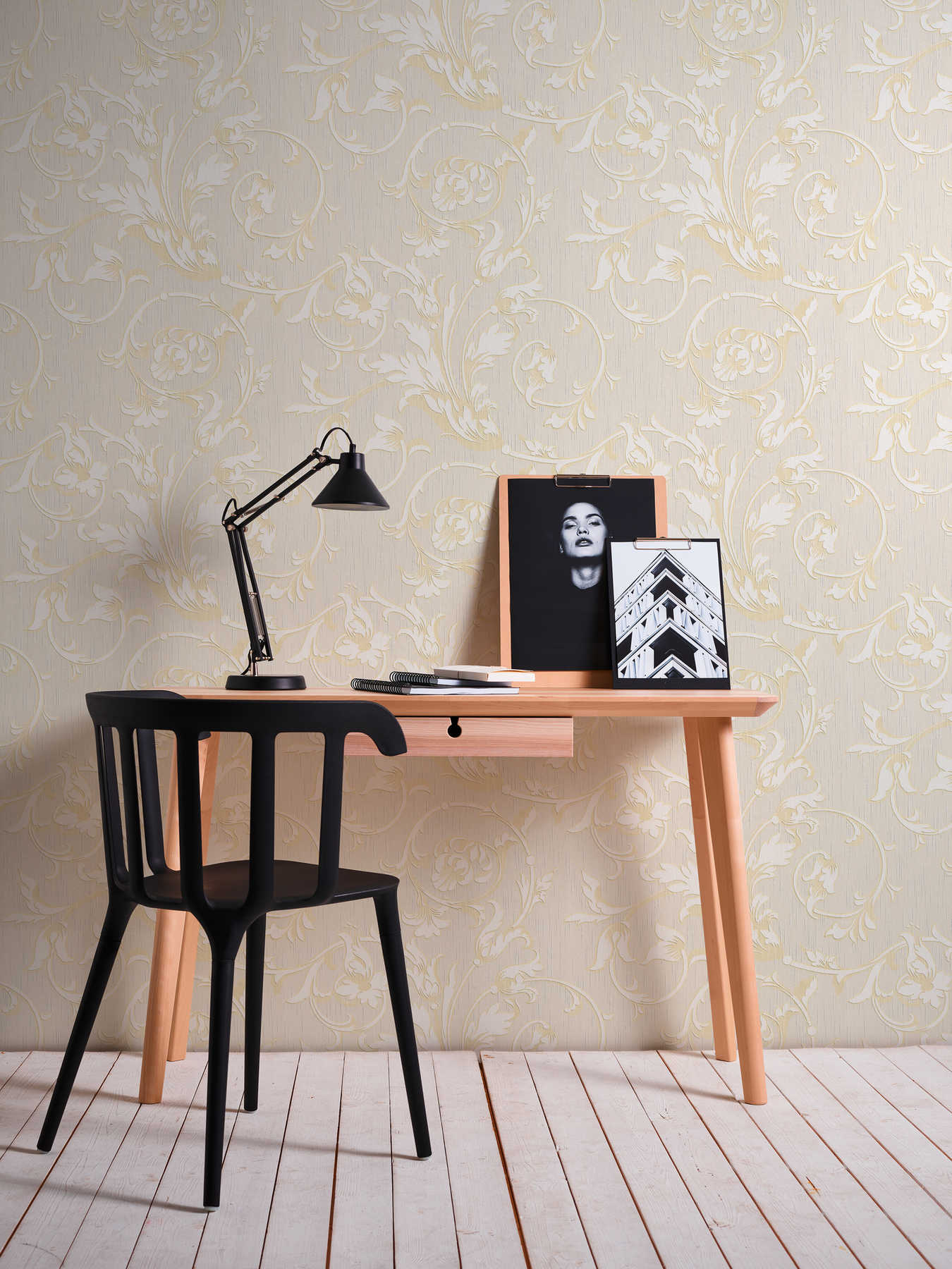 Hermitage Tapete mit floralem Ornament – Beige, Creme