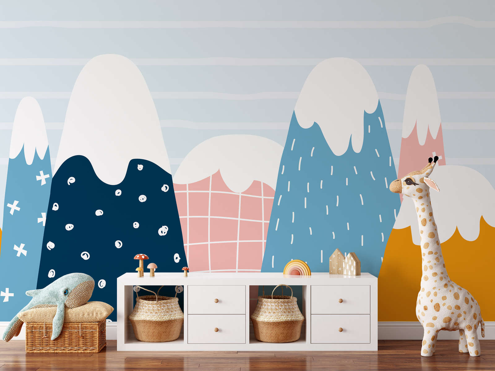             Fototapete mit verschneiten Hügeln im gemalten Stil – Glattes & perlmutt-schimmerndes Vlies
        