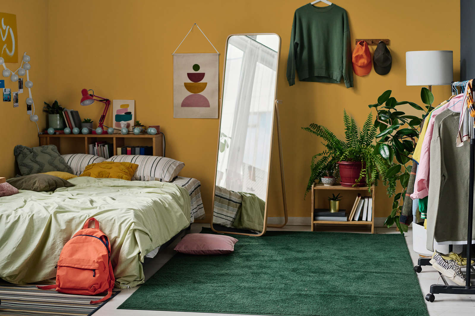             Peinture murale Premium jaune safran intense »Juicy Yellow« NW806 – 1 litres
        