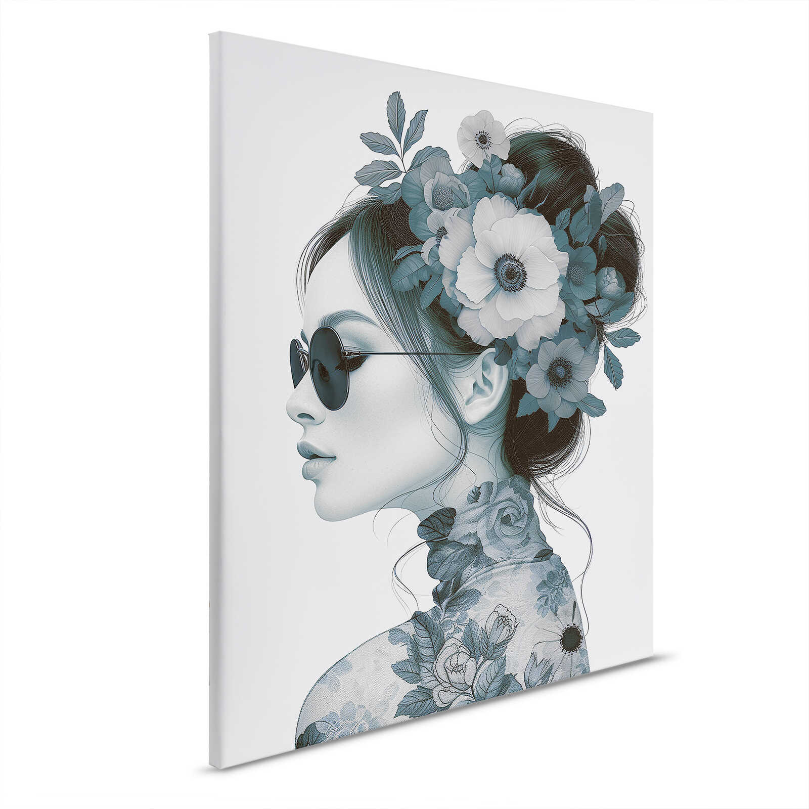         Leinwandbild Blumenportrait - Eleganz in Blau und Schwarz – 40 x 50 cm - Blau, Grau
    