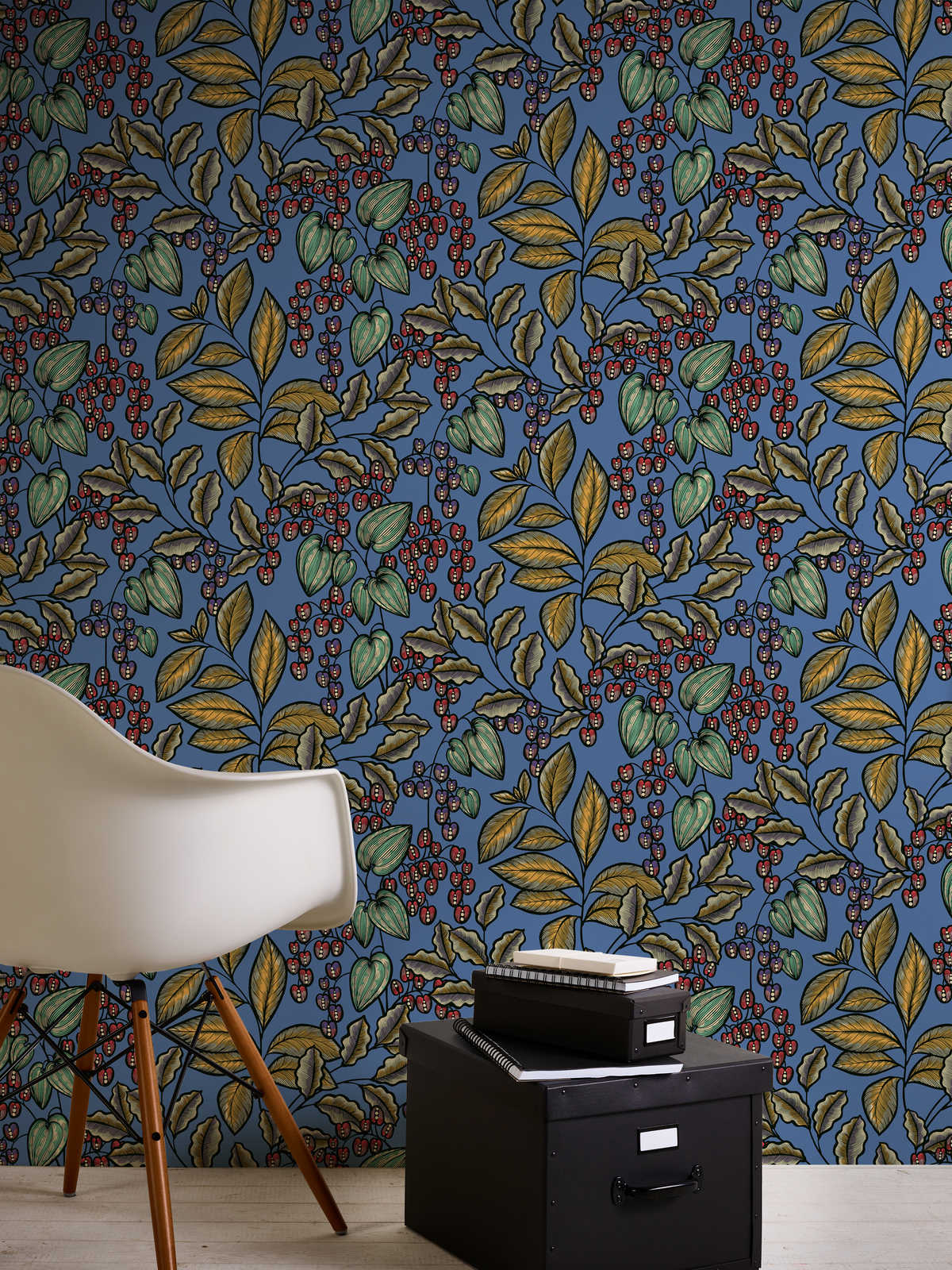 Florale Tapete Blau mit Blätter Design im Scandinavian Look