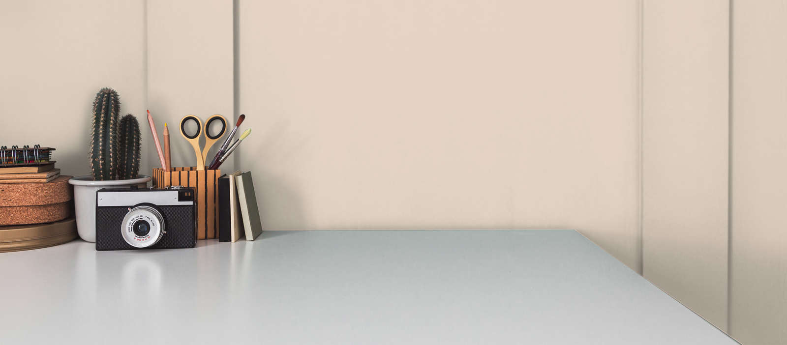 Moebel, Tabelle, Pflanze