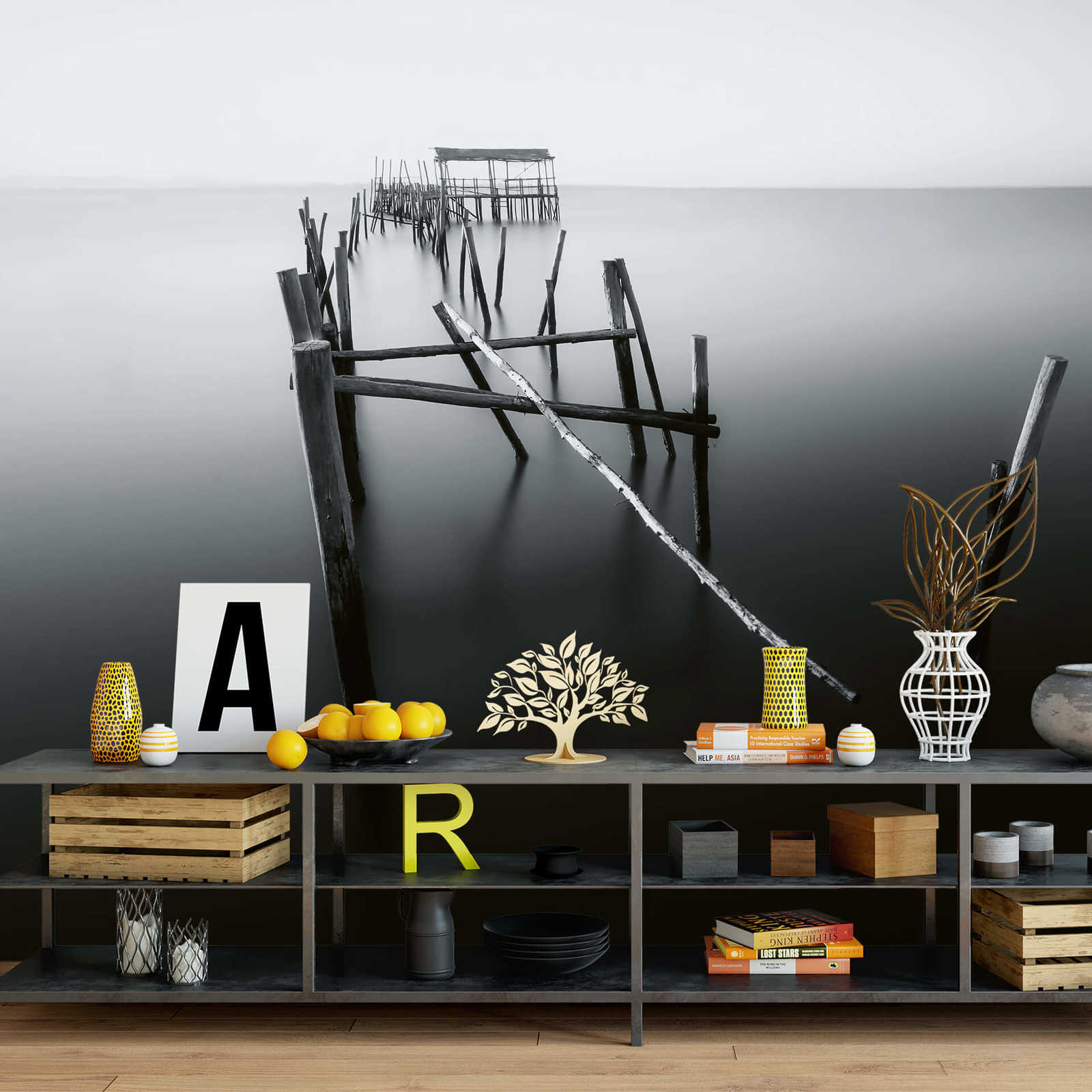             Fototapete alter Pier Portugal – Schwarz, Weiß, Grau
        