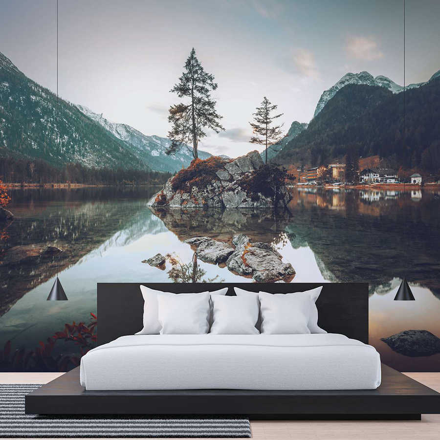 Bett, Schlafzimmer, Wandbild, Seelandschaft, weißeKissen