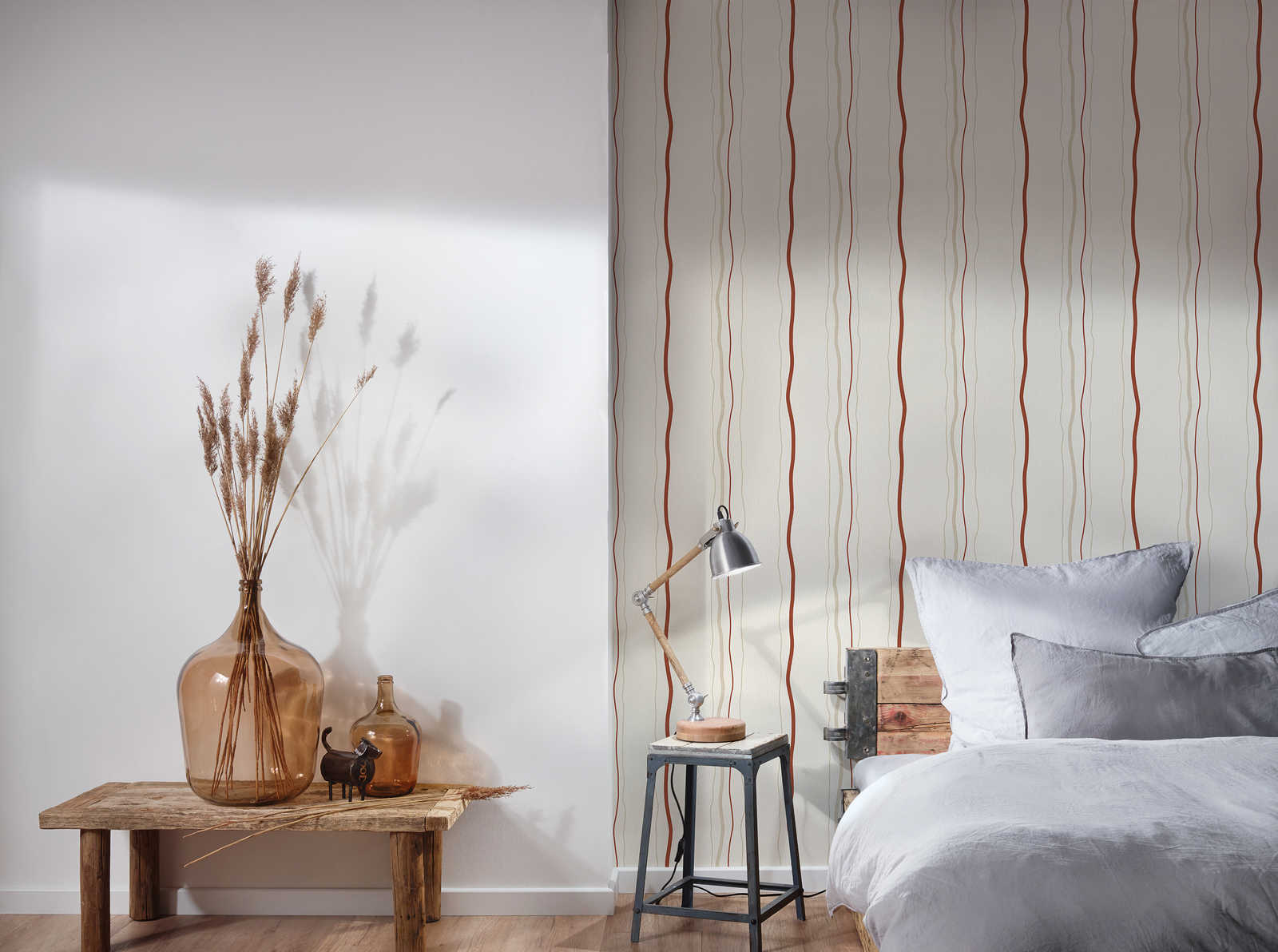 Innenarchitektur, Lampe, Dekoration für Zuhause, Kissen, Paneele aus Holz