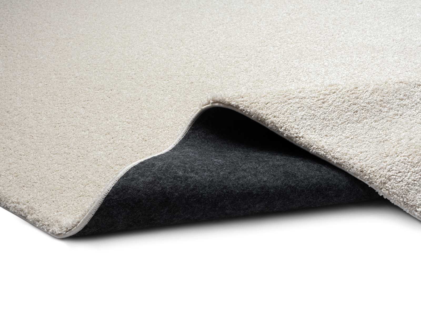             Cremefarbener Kurzflor Teppich – 170 x 120 cm
        