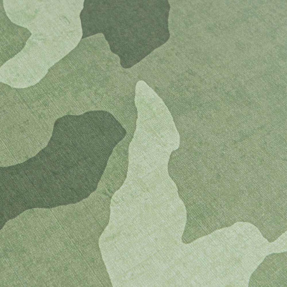             Camouflage Vliestapete – Cooles Tarnmuster für Abenteurer und Outdoor-Fans – Grün
        