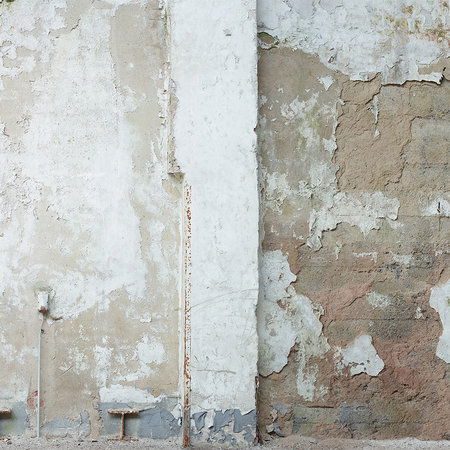         Fototapete verputze Wand mit Säulen und abblätternder Farbe
    