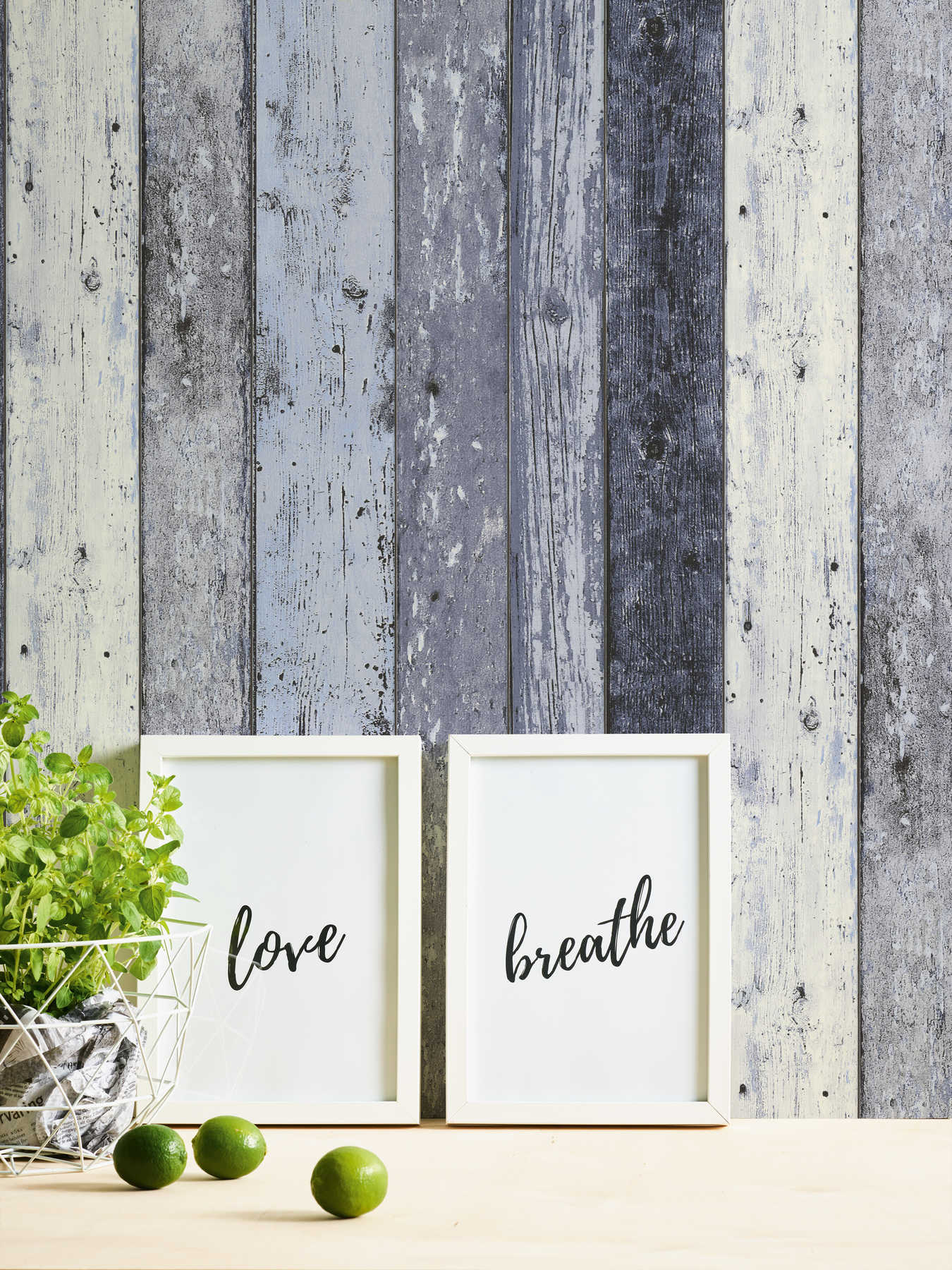             Holztapete Shabby Chic Style mit Brettern im Used-Look – Blau
        