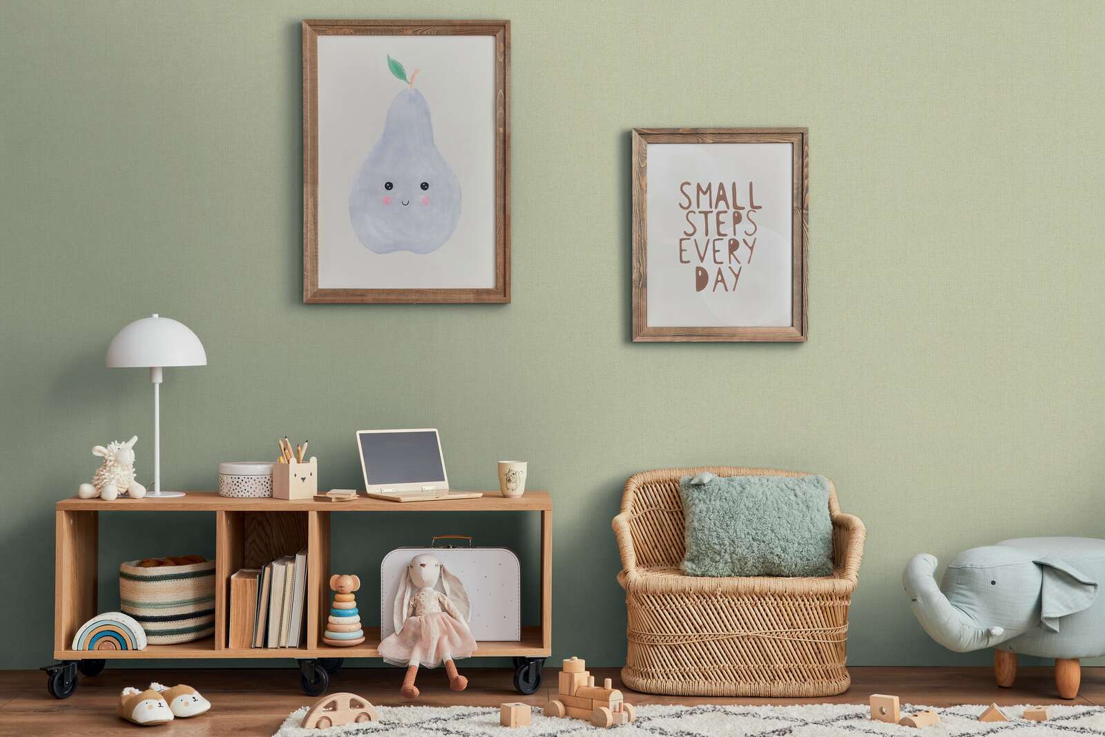 Kinderzimmer, Wanddeko, Rattanstuhl, Spielzeug, Laptop
