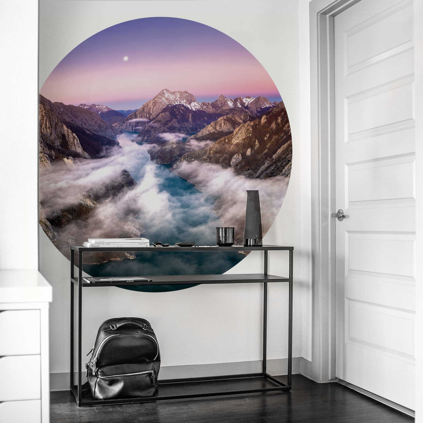             Runde Fototapete Landschaft im Nebel
        