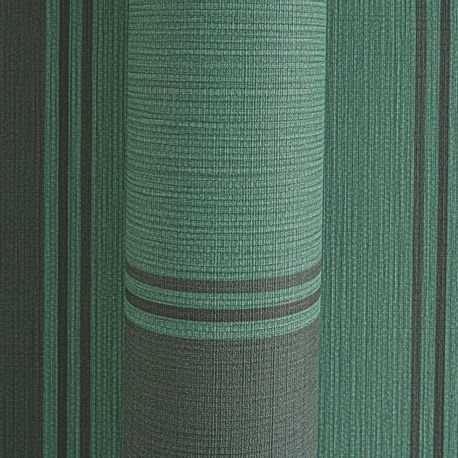             Gestreifte MICHALSKY Vliestapete mit Kontrast – Grün, Schwarz, Grau
        