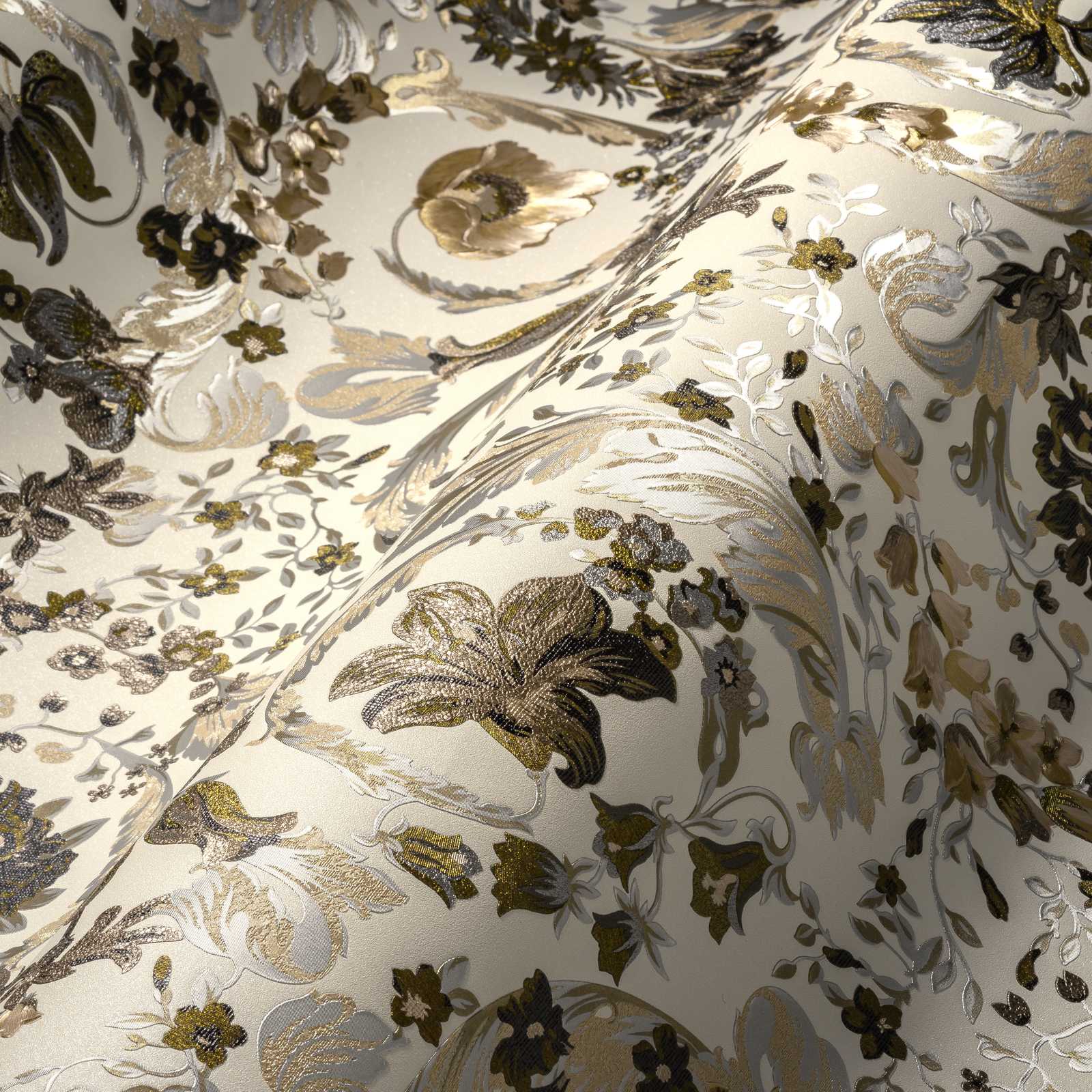             Florale Tapete VERSACE mit Ornamentmuster – Beige, Metallic
        