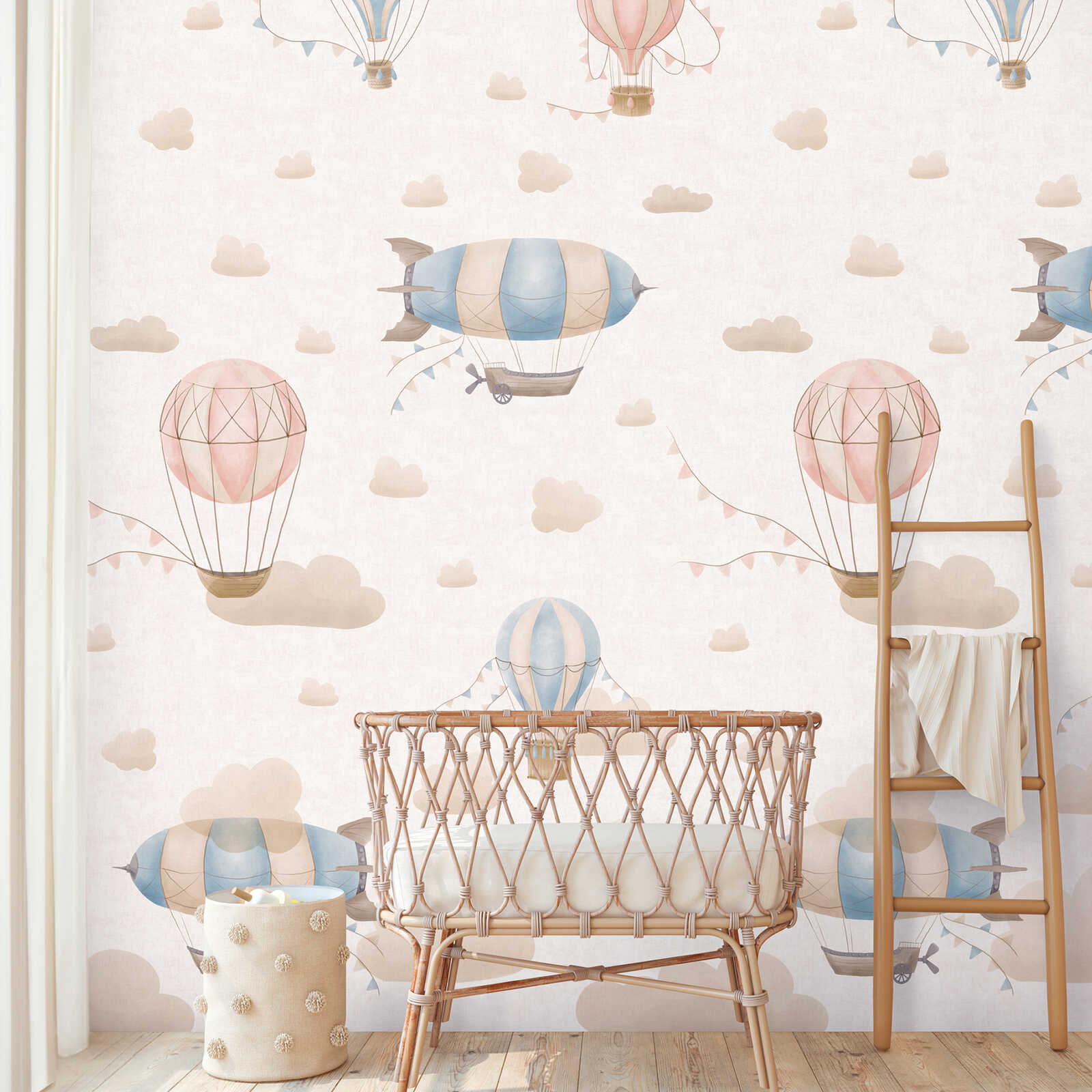         Luftige Träume Vliestapeten Panel 159cm Breite x 280cm Höhe – Heißluftballons und Wolken in sanften Farben, glatte Oberfläche – Blau, Creme, Rosa
    