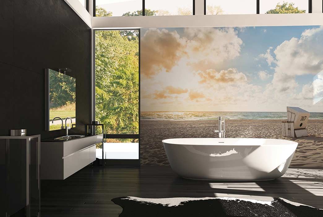 Badezimmer mit Fototapete Strand Sonne Wolken Strandkorb Gelb Weiß Blau Beige