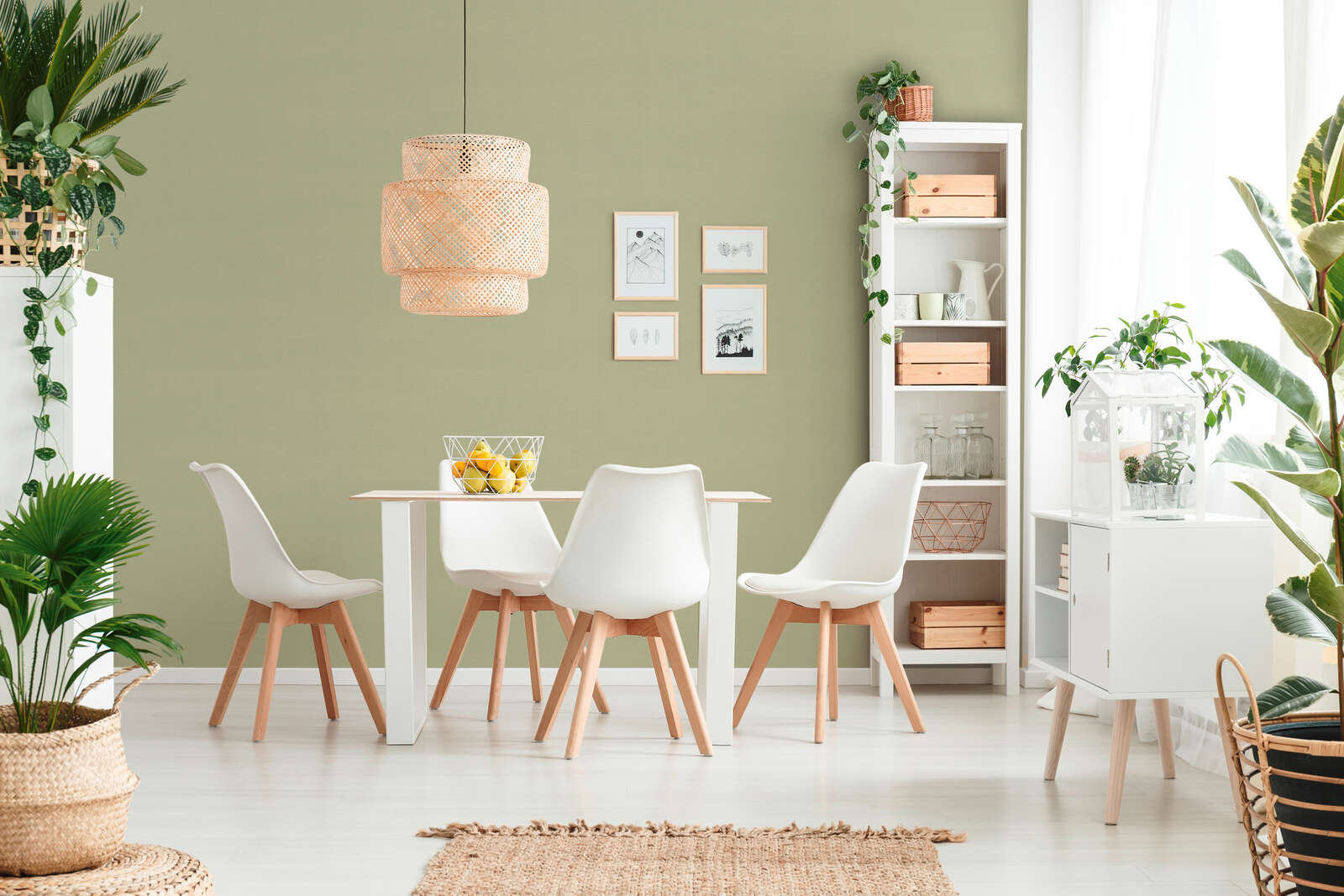 esszimmer, eklektisch, pflanzen, esstisch, stuhl