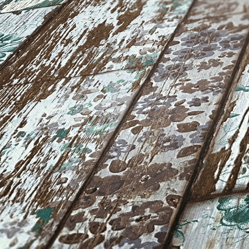             Landhaus Tapete Bretteroptik mit Vintage Blumentprint – Grün, Braun, Grau
        