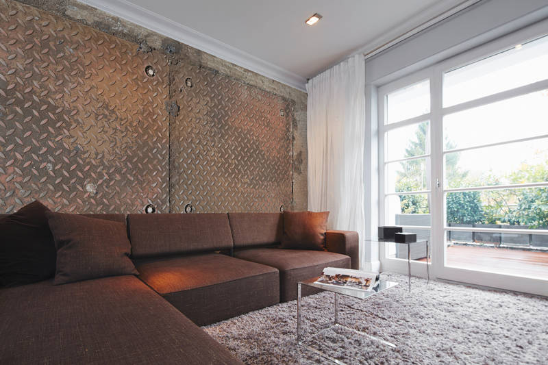             Fabrik Stil Vliestapete in 3D Fotooptik – Verwitterte Metallplatten mit Schraubdetails – Braun, Grau
        