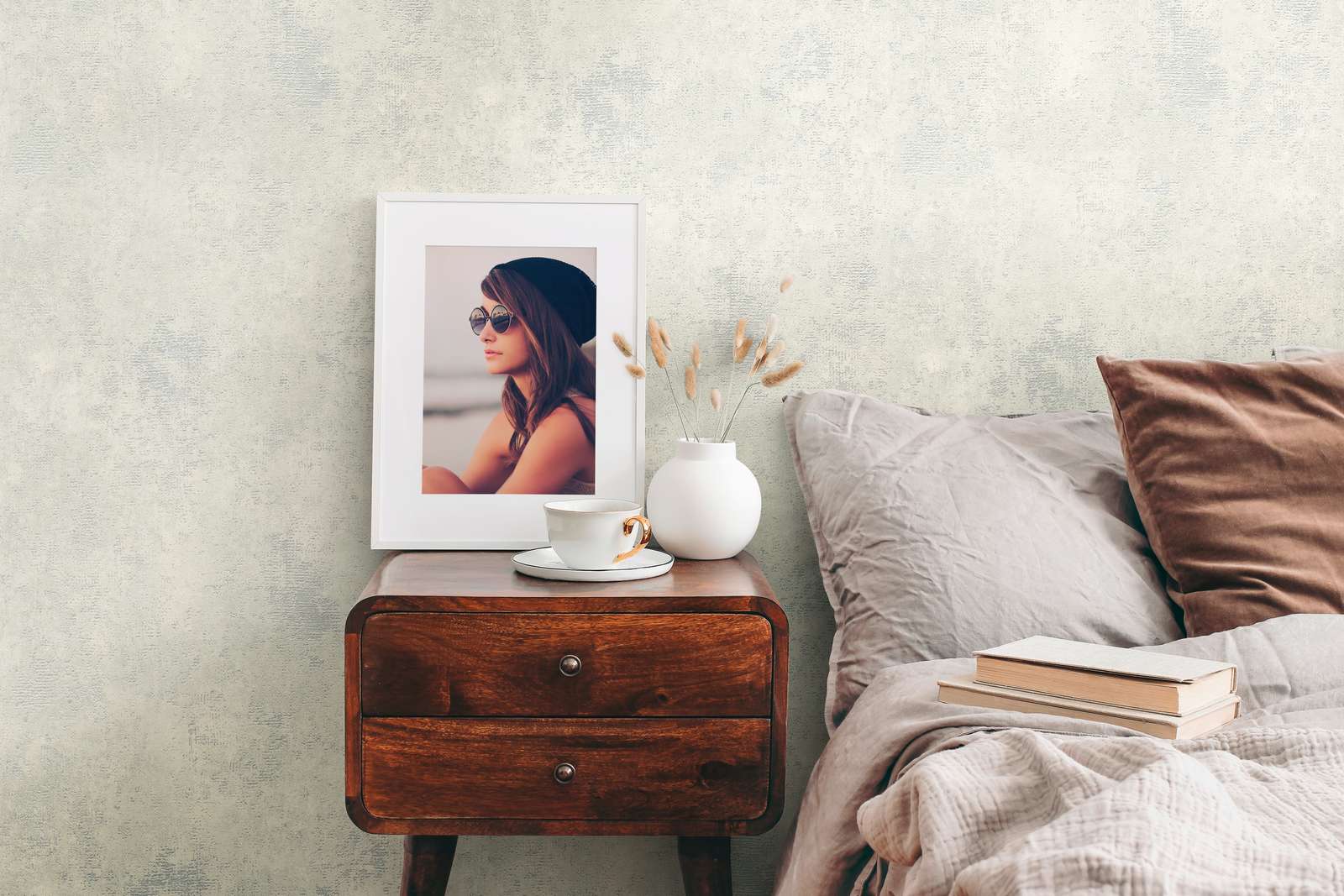             Cremeweiße Tapete mit Strukturdesign – Creme, Metallic
        