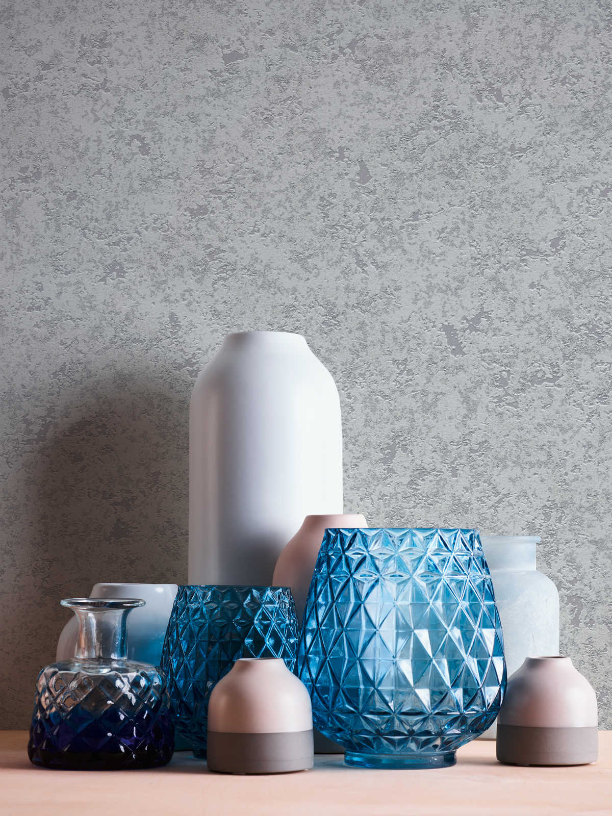             Tapete im Industrial Design mit Putzoptik – Grau
        