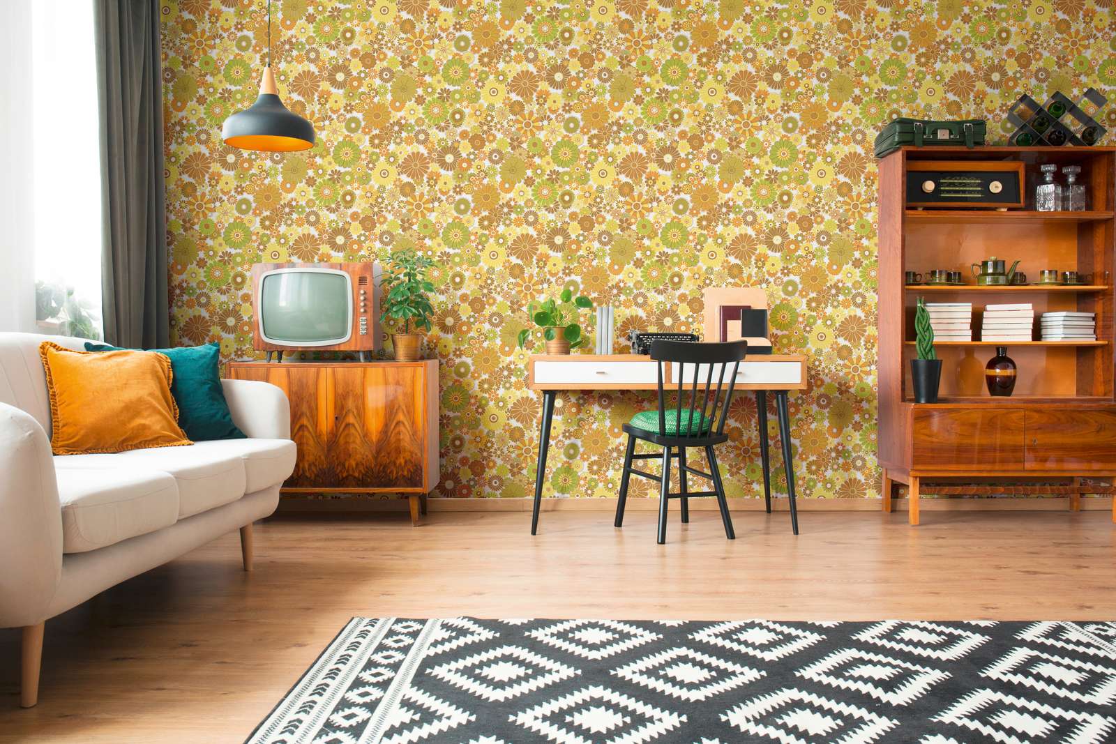             Florale Retro Tapete mit leichter Struktur – Gelb, Grün, Braun
        