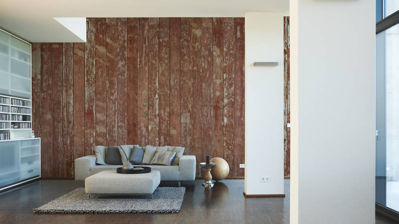 Wohnzimmer, Hochformat-Wand, Holzverkleidung, Sofa, Couchtisch