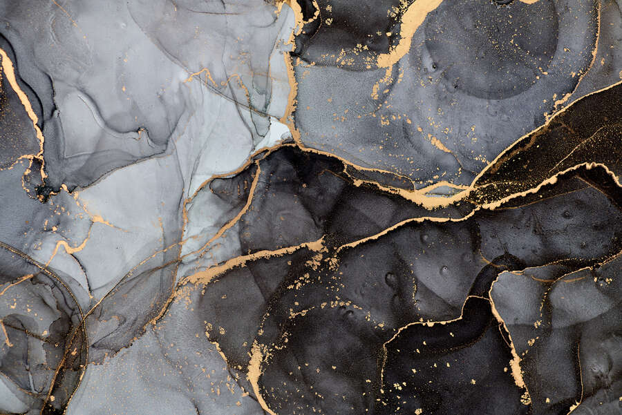 Luxuriöse und mystische Marmor-Optik Fototapete – edle Vliestapete mit goldenen Akzenten – Bunt