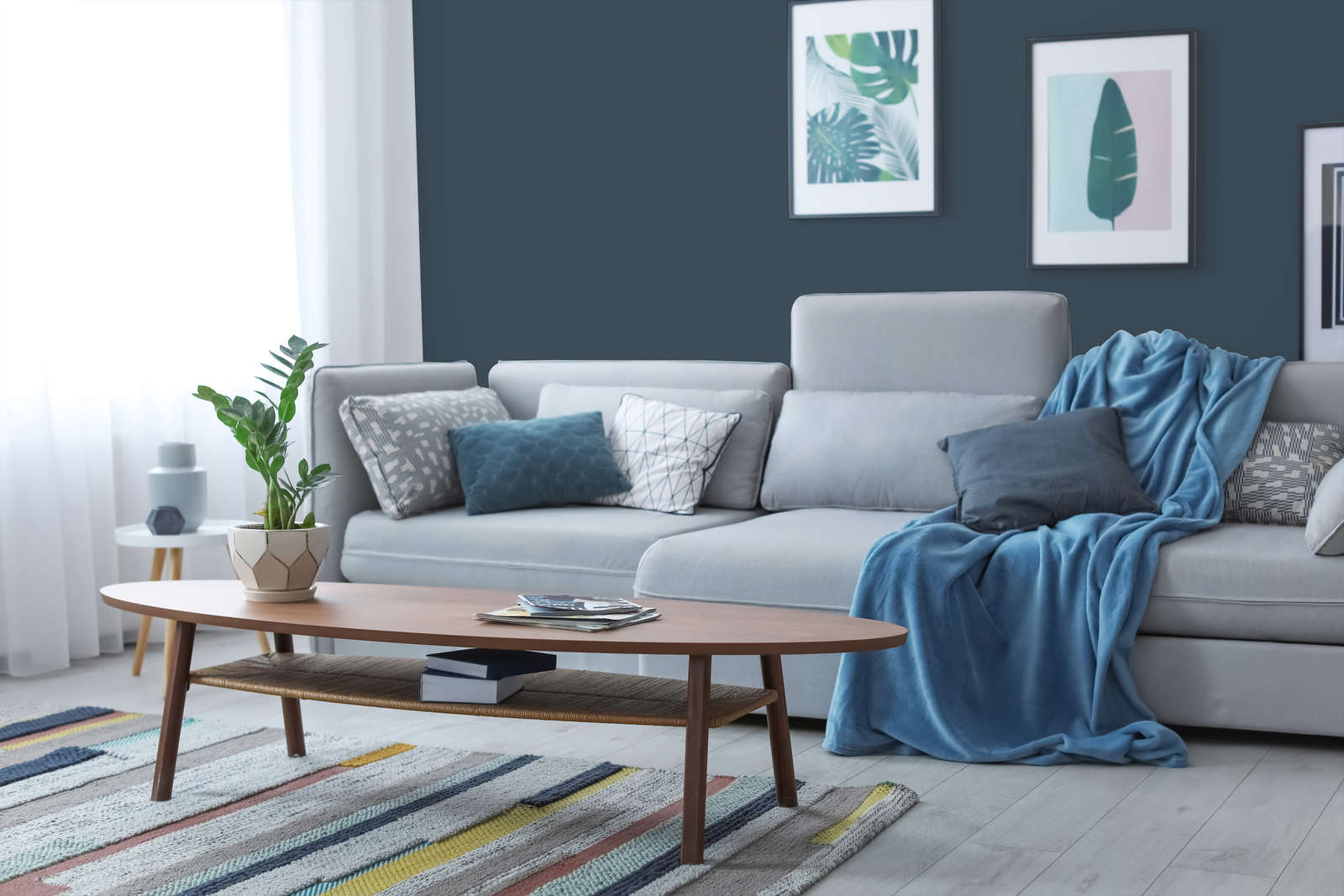 Couch, Tabelle, Dekoration für Zuhause, Wohnzimmer, Innenarchitektur